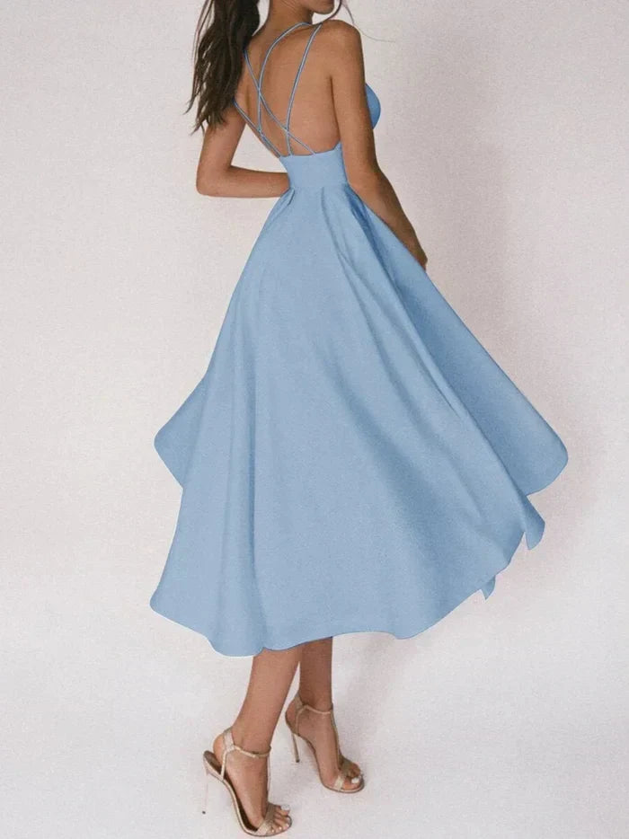 Elegantes Damenkleid mit V-Ausschnitt