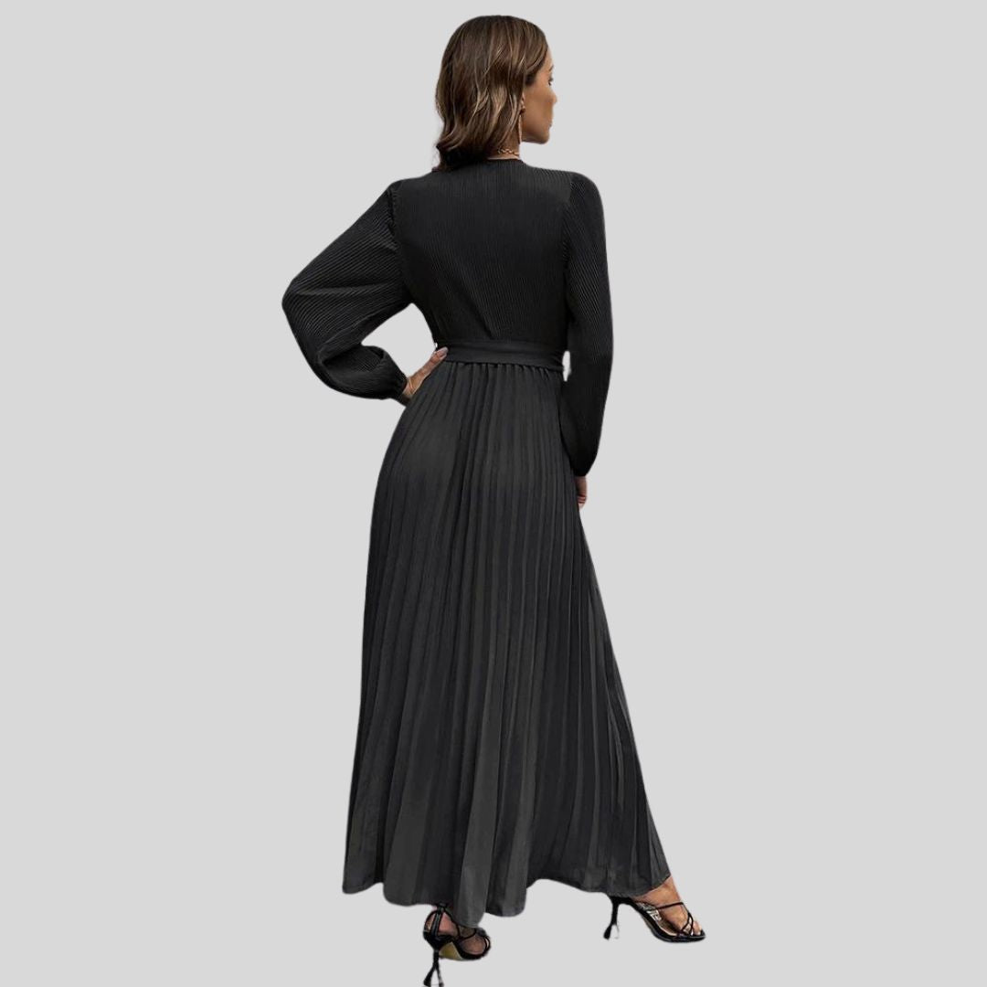 Langärmliges Plisseekleid in Maxilänge mit Taillenband