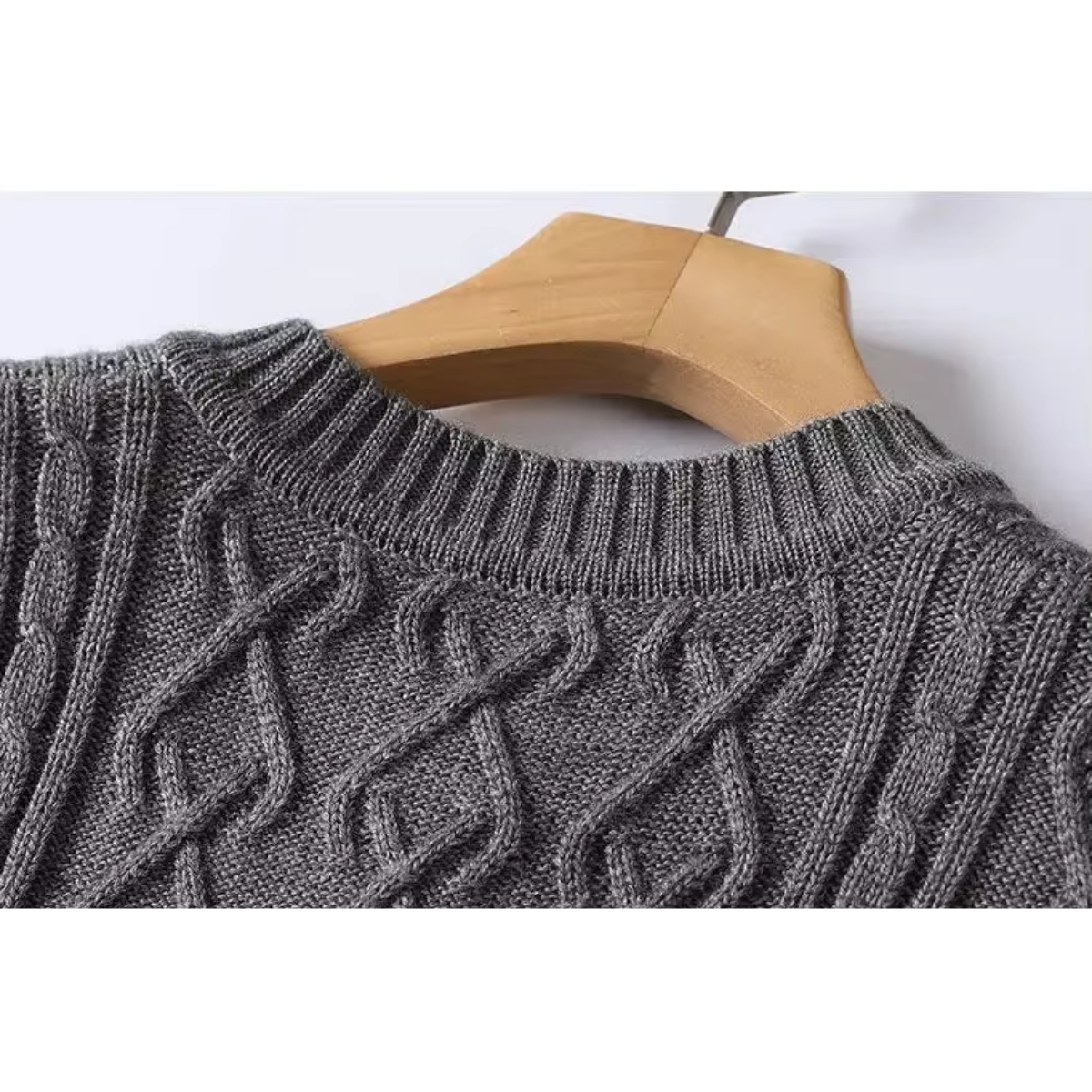 WW | Wollpullover Herren Mit V-ausschnitt Und Aufwendigem Strickmuster