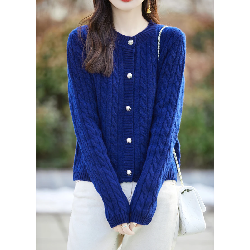 WW | Wollstrickjacke Damen Mit Zopfmuster Und Rundhalsausschnitt, Knopfleiste