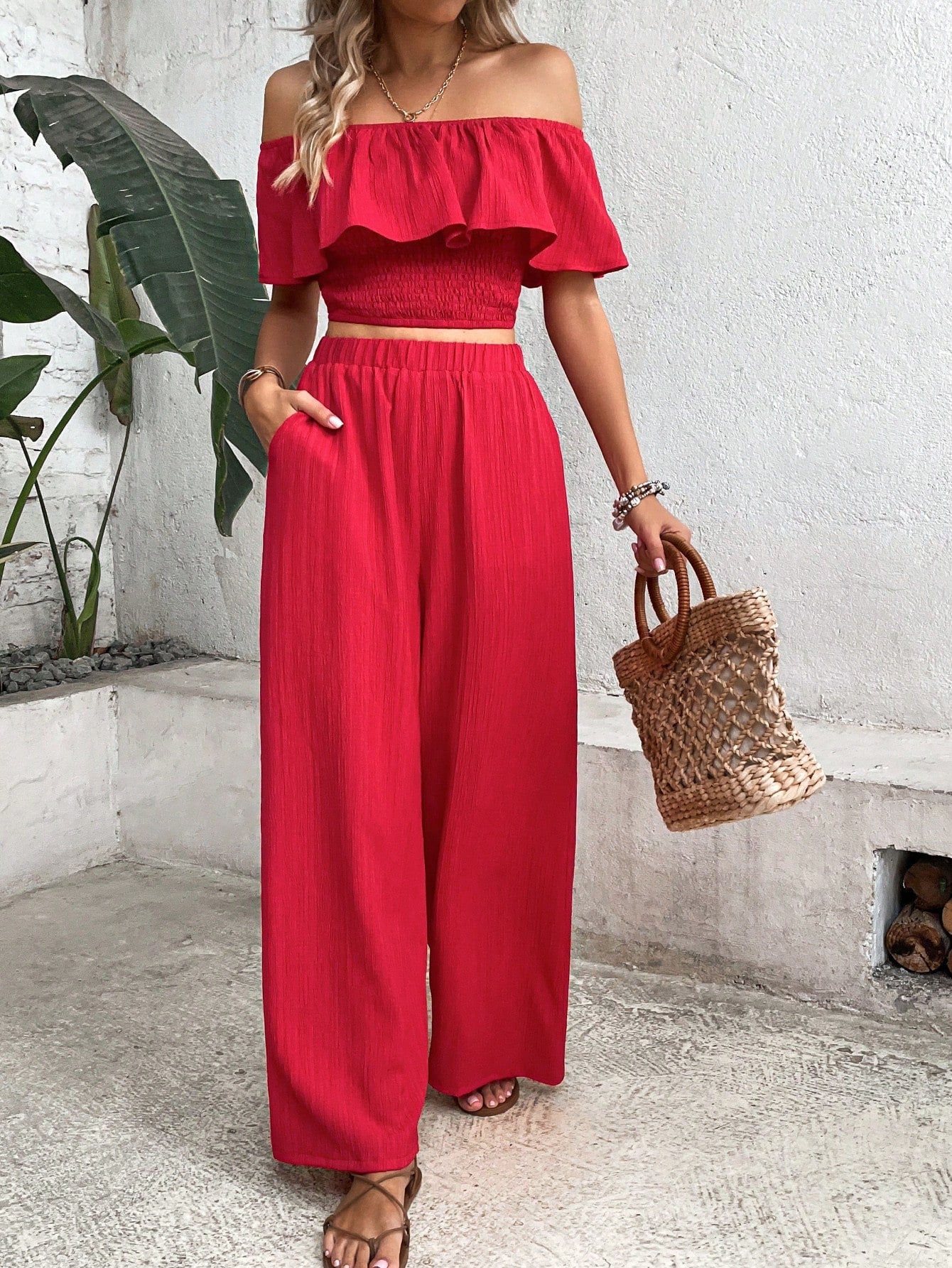 WW | Schulter Rüsche Besatz Crop Top & Weite Beinform Hosen