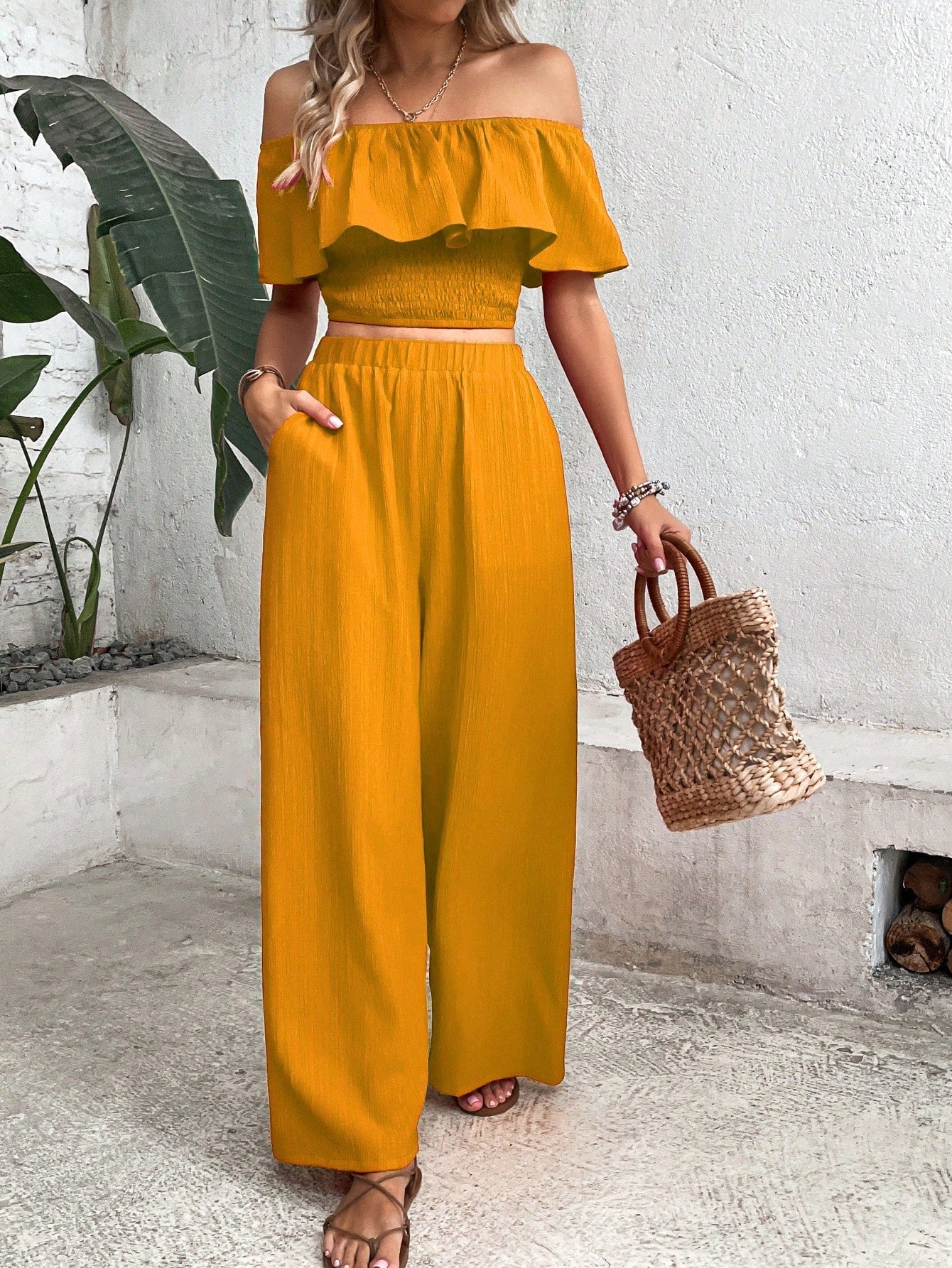 WW | Schulter Rüsche Besatz Crop Top & Weite Beinform Hosen