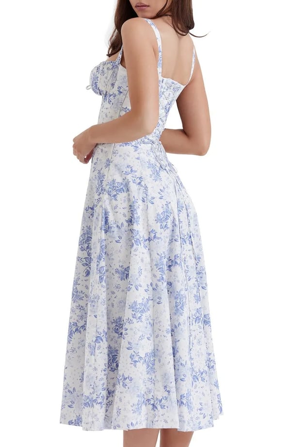 – Geblümtes Bustier-Kleid mit Taillenformung