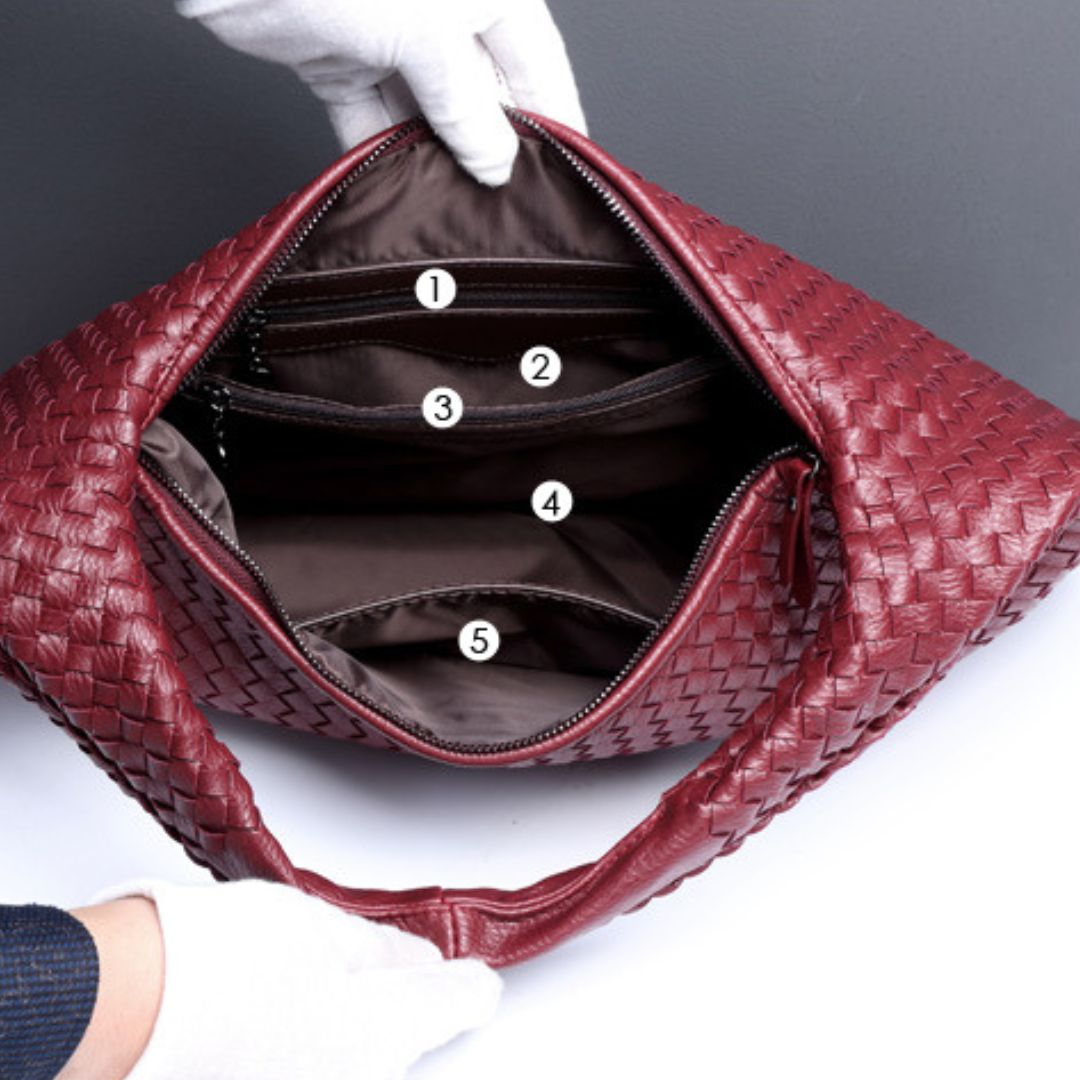 Amore Hobo-Tasche aus veganem Leder