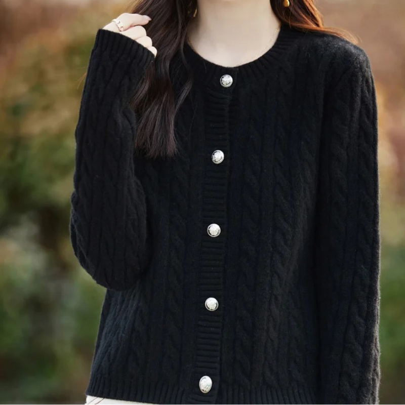 WW | Wollstrickjacke Damen Mit Zopfmuster Und Rundhalsausschnitt, Knopfleiste