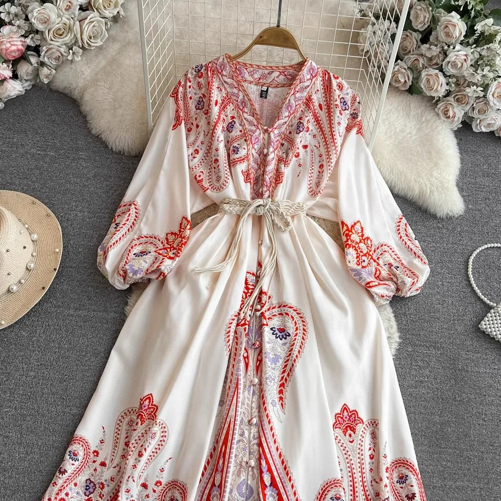 Boho Stil mit V-Ausschnitt und Laternenärmeln