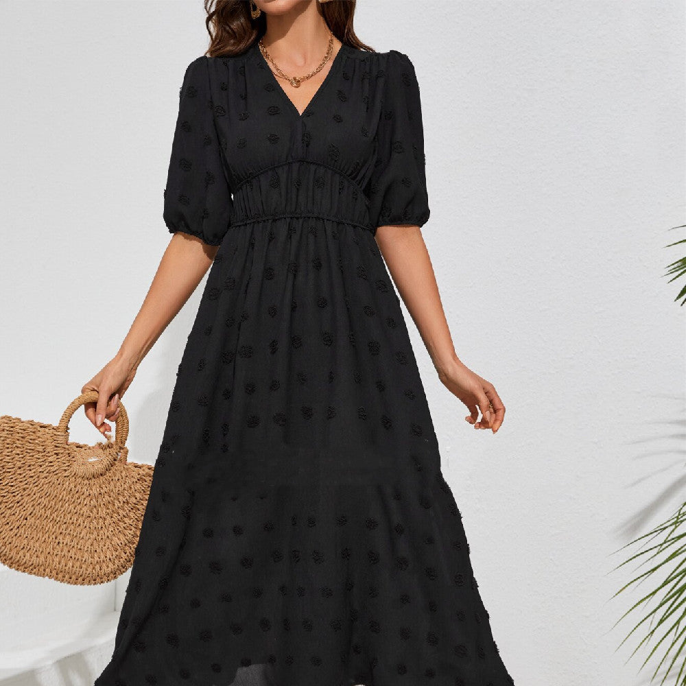 – kurzärmeliges maxikleid mit romantischem blumendruck