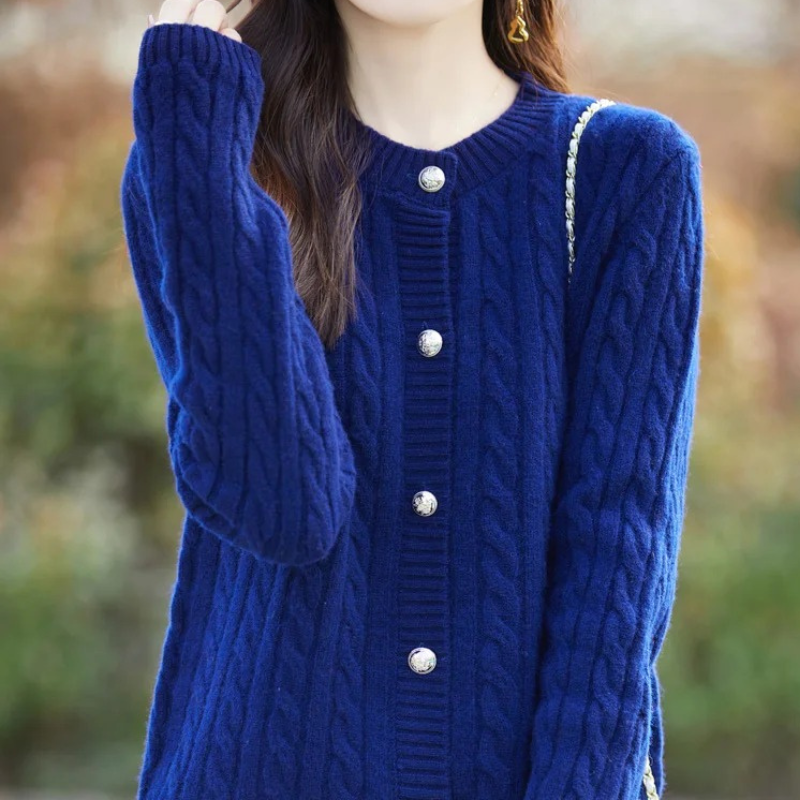 WW | Wollstrickjacke Damen Mit Zopfmuster Und Rundhalsausschnitt, Knopfleiste