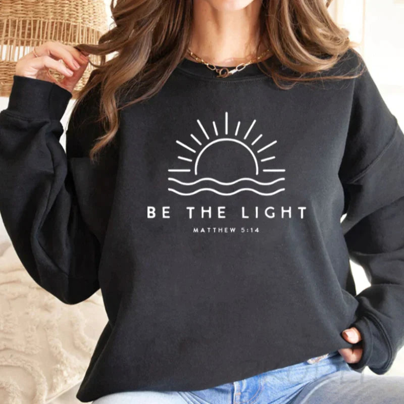 Be the Light“ Sweatshirt in Übergröße für Frauen