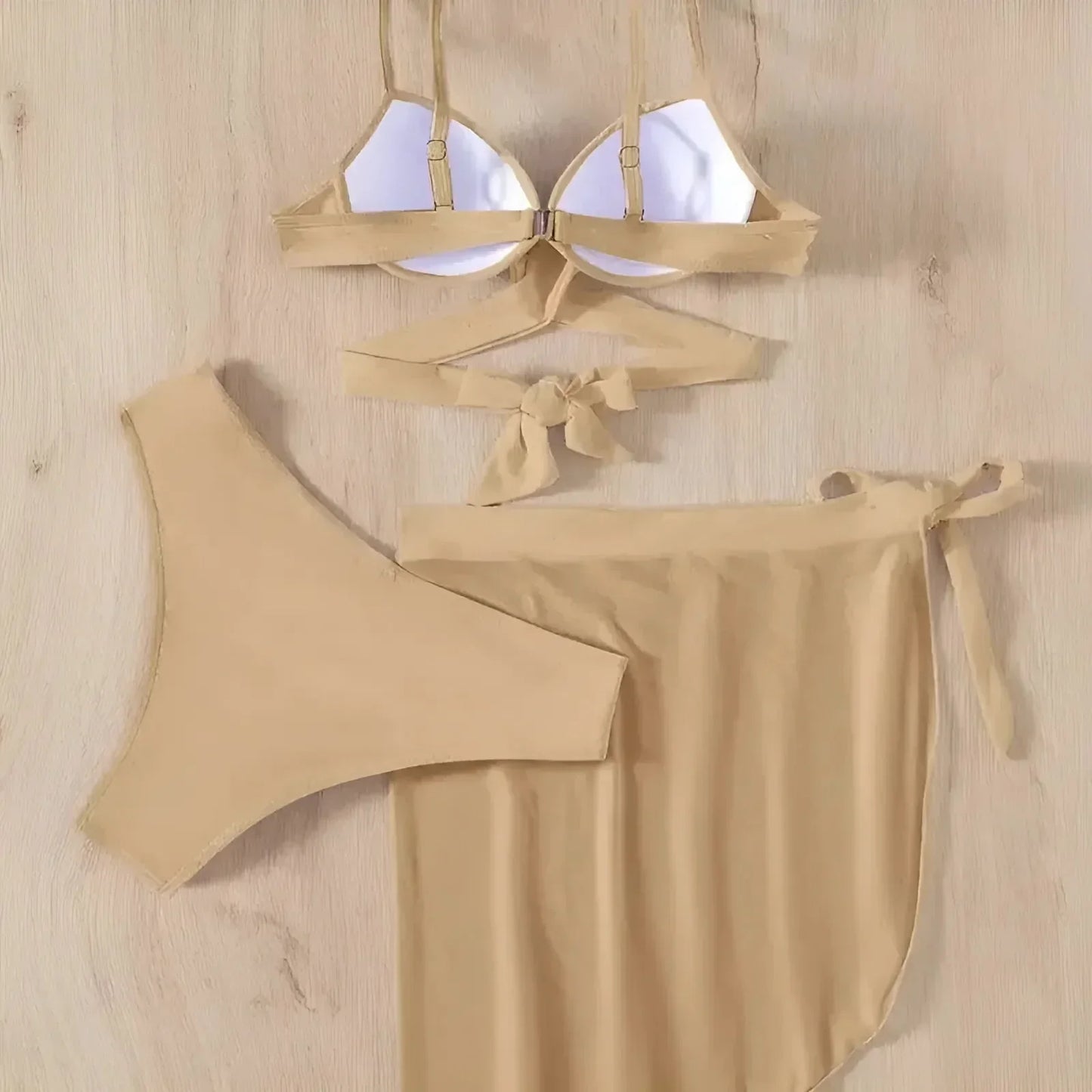3-teiliges Badeanzug-Set mit Pareo