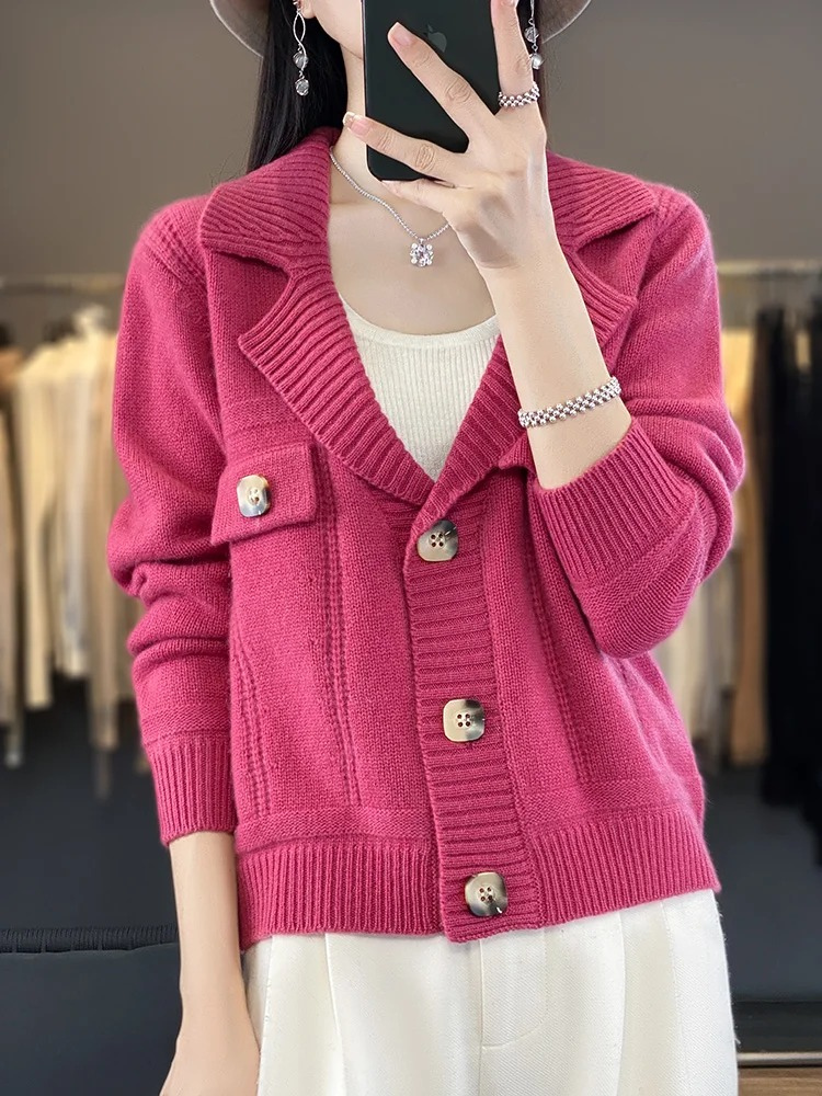 WW | Wollstrickjacke Damen Mit Breitem Kragen Und Großen Knöpfen