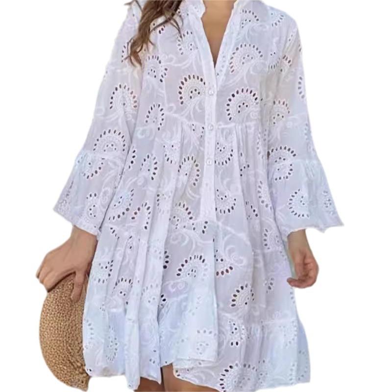 WW | Zeitloses Kleid Mit Spitzem Ausschnitt Und Lockerem Schnitt