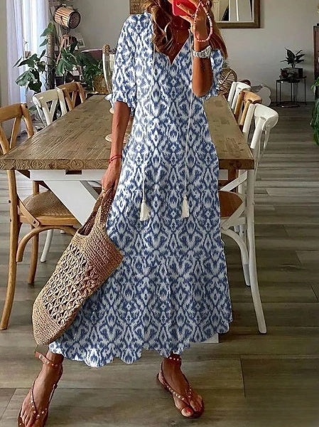 – Damenkleider Langes Kleid mit V-Ausschnitt, halblangen Ärmeln und aufgedrucktem Bart
