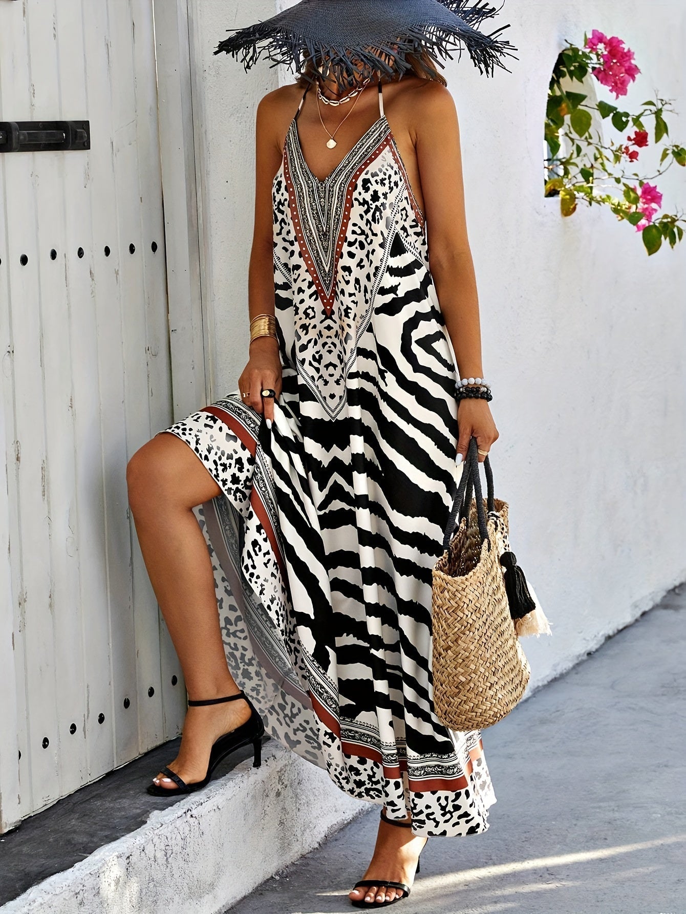 Chic Zebra Print Backless Halter Neck Dress