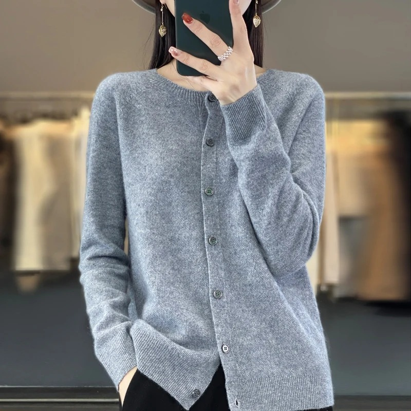 WW | Wollstrickjacke Damen Mit Rundhalsausschnitt Und Knopfleiste