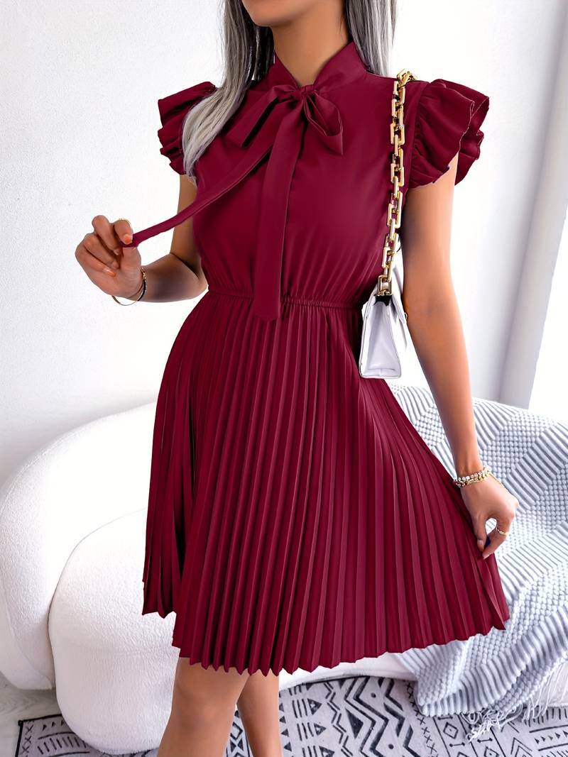 Einfarbiges Kleid