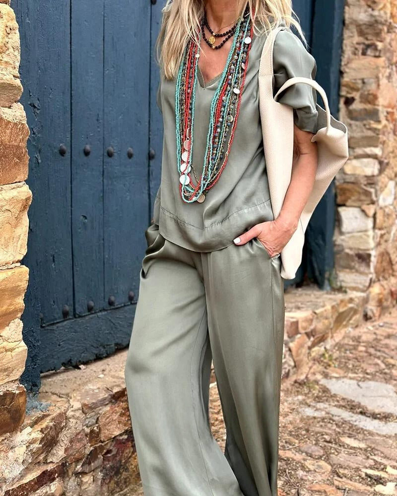 Merche V-Ausschnitt Sommer Set mit einfarbigem Design
