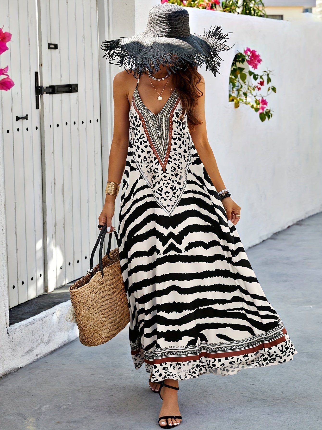 Chic Zebra Print Backless Halter Neck Dress