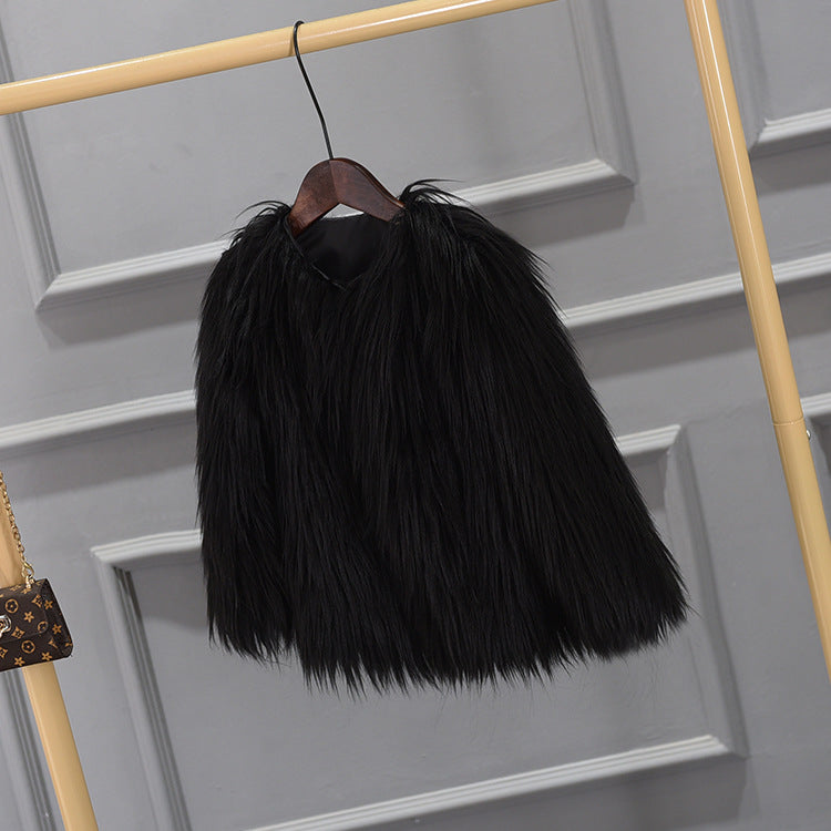 Damen Modische Kunstfelljacke mit voluminösem Schnitt Merchesia