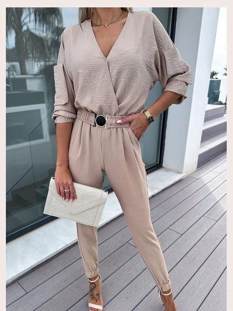 Merche einfarbiger Jumpsuit mit einfachem Umlegekragen