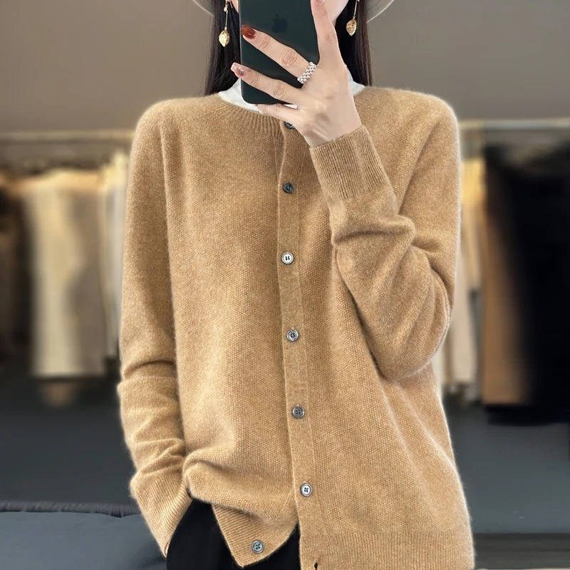 WW | Wollstrickjacke Damen Mit Rundhalsausschnitt Und Knopfleiste