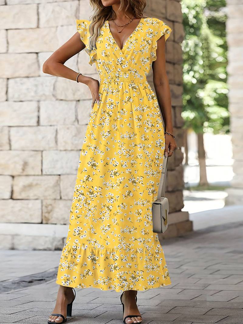 – kleid mit schmetterlingsärmeln und rüschensaum