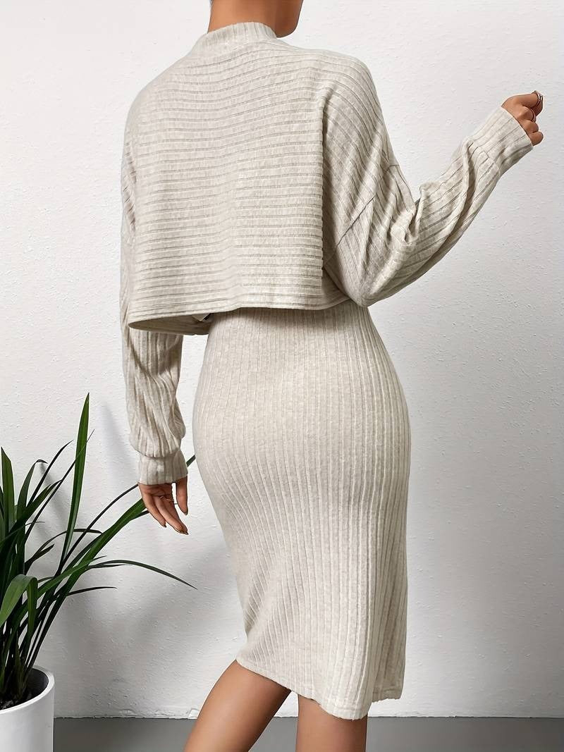 Merche und stilvolles Strickensemble aus Pullover und Rock