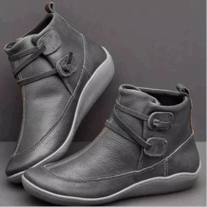 Bequeme orthopädische Stiefel