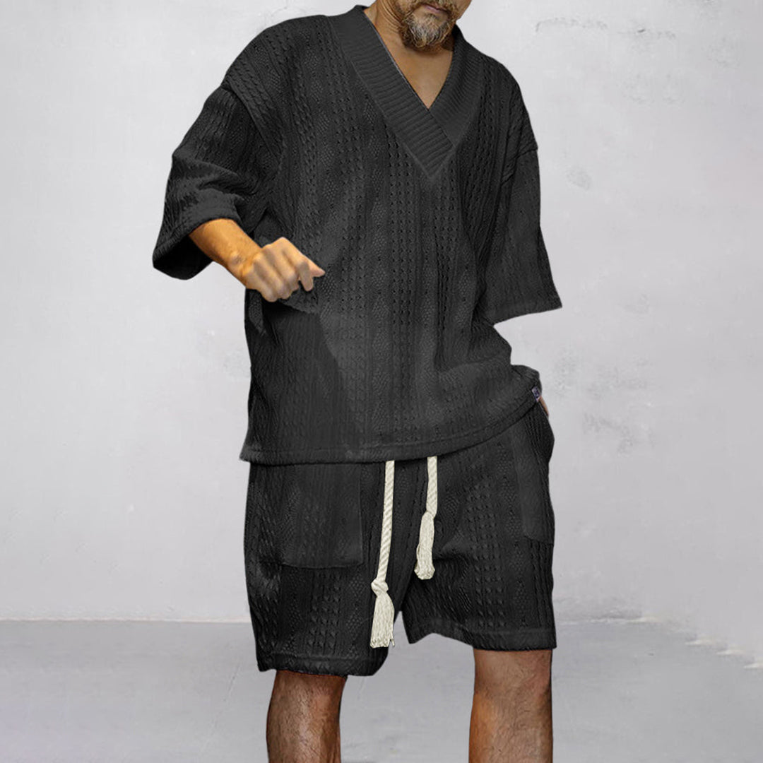 Merche Strickhemd und Shorts für den gemütlichen Sommer