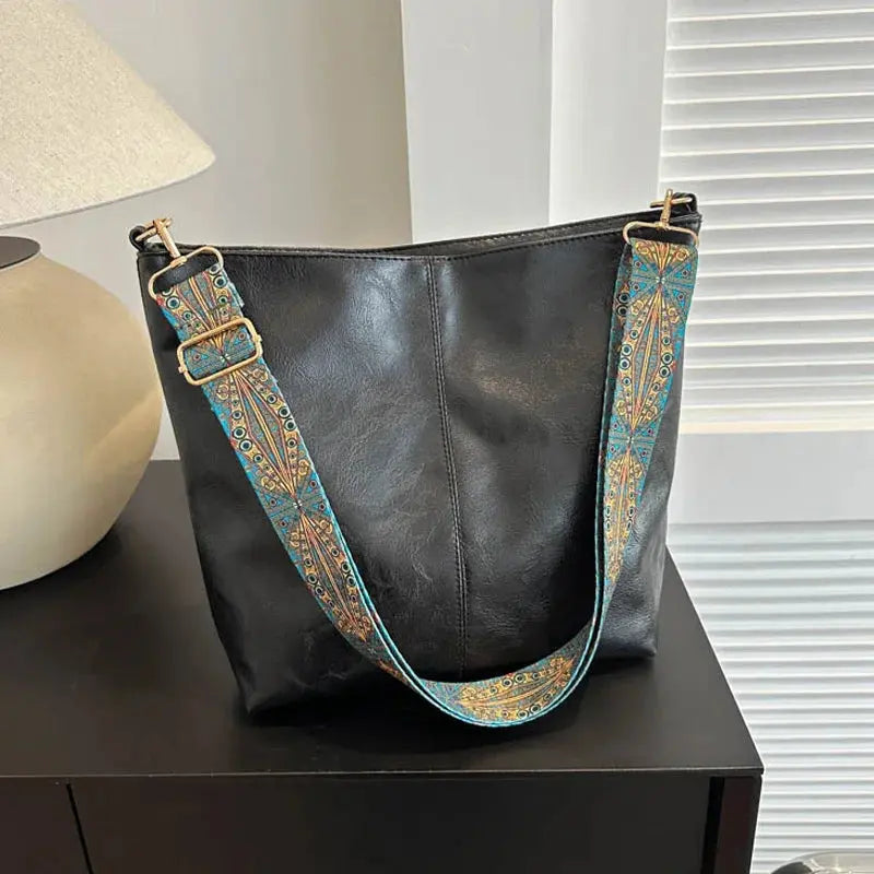WW | Weinlese Leder Schultertasche