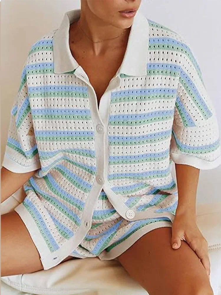 Merche - 2-teiliges Outfit - Halbarmiges Oberteil, Shorts - Gestreift -Sommer