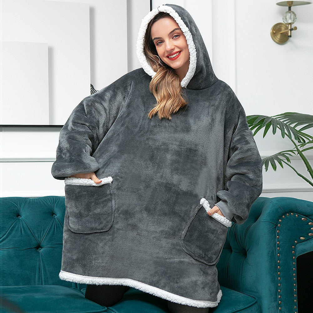 WW | Weicher Kapuzenpulli Und Bequeme Decke in Einem!