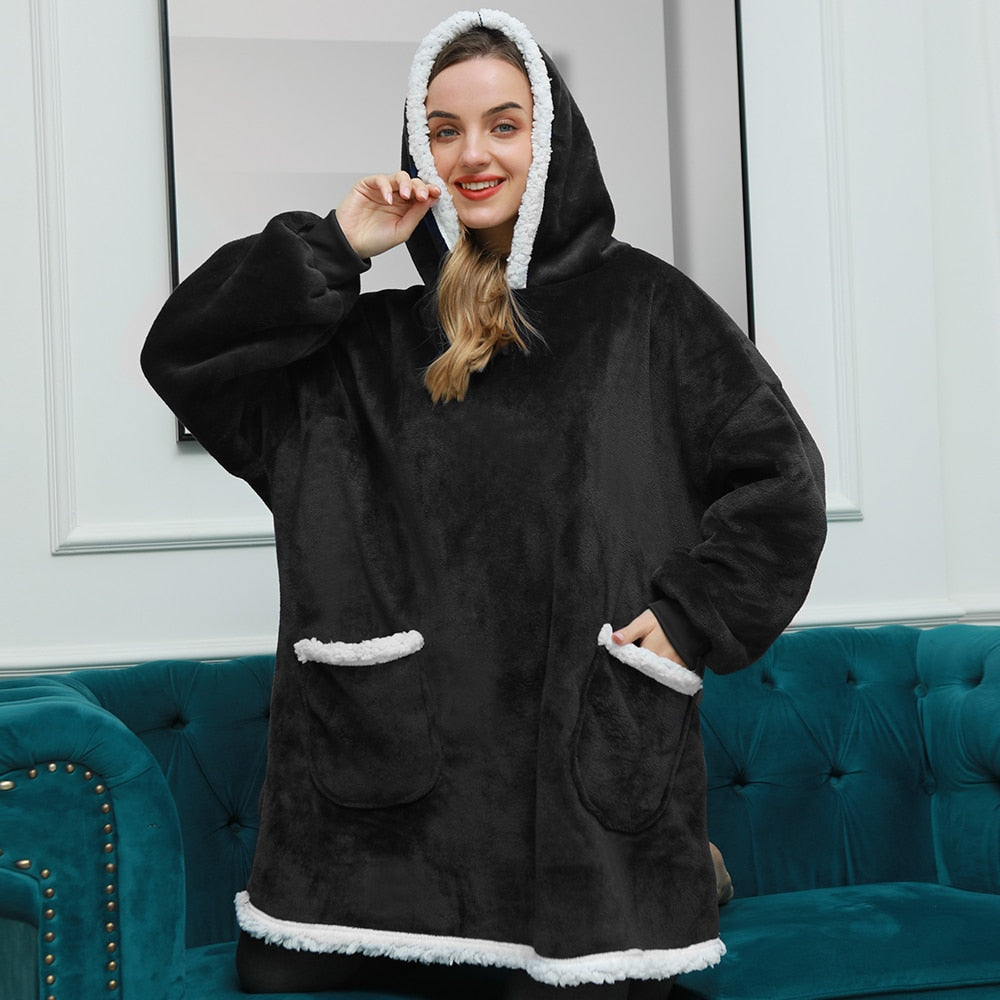 WW | Weicher Kapuzenpulli Und Bequeme Decke in Einem!