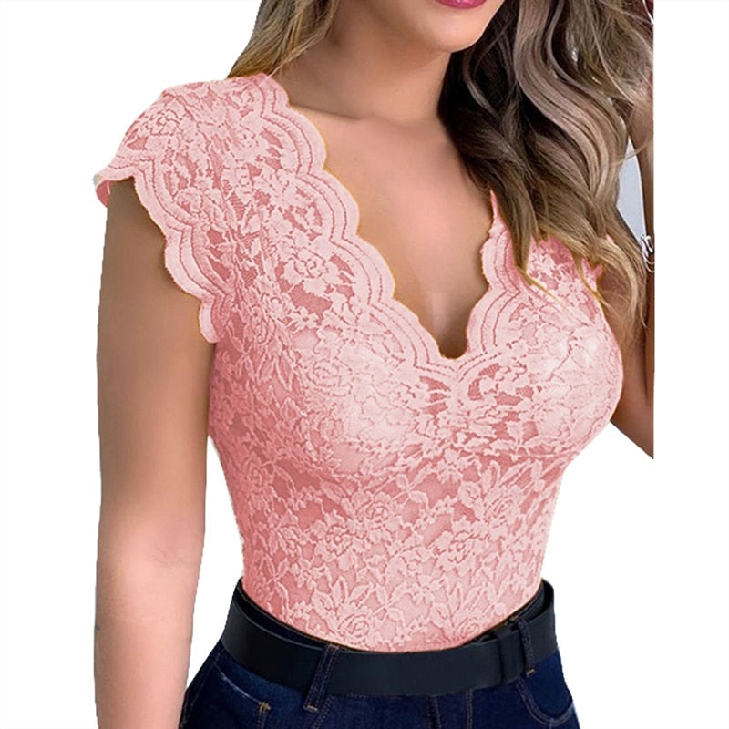 WW | Ein Elegantes Oberteil Für Damen