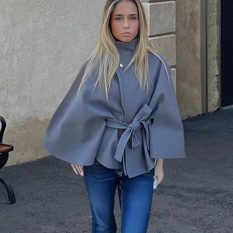 Damen elegante und vielseitige Cape-Jacke Merchesia