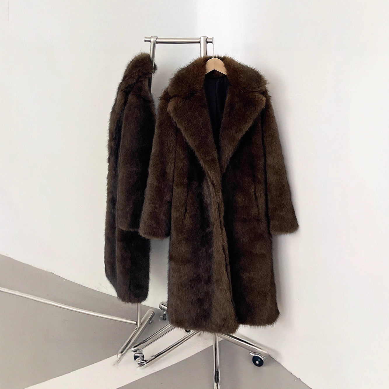 Damen Langhaarmantel für elegante Anlässe Merchesia