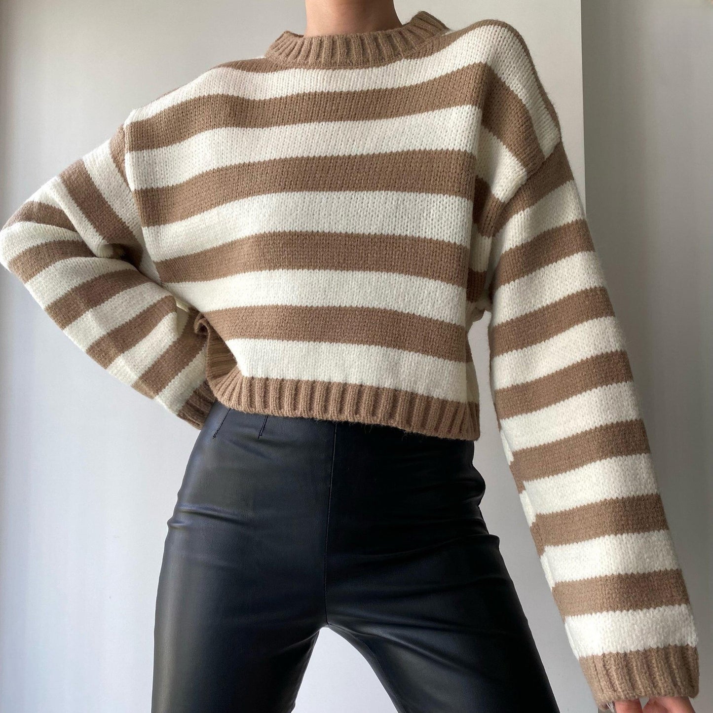 Damen lässiger Pullover mit modernem Streifenmuster und bequemen Schnitt Merchesia