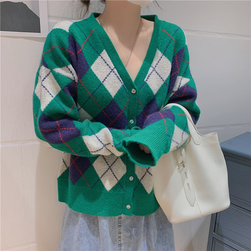 Damen Strickjacke mit modernem Rautenmuster und knöpfbarem Design Merchesia