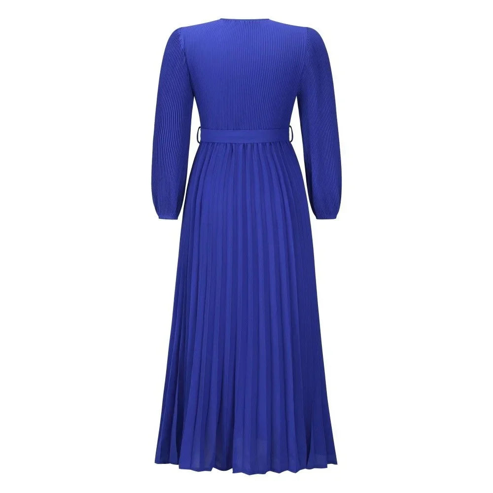 Langärmliges Plisseekleid in Maxilänge mit Taillenband