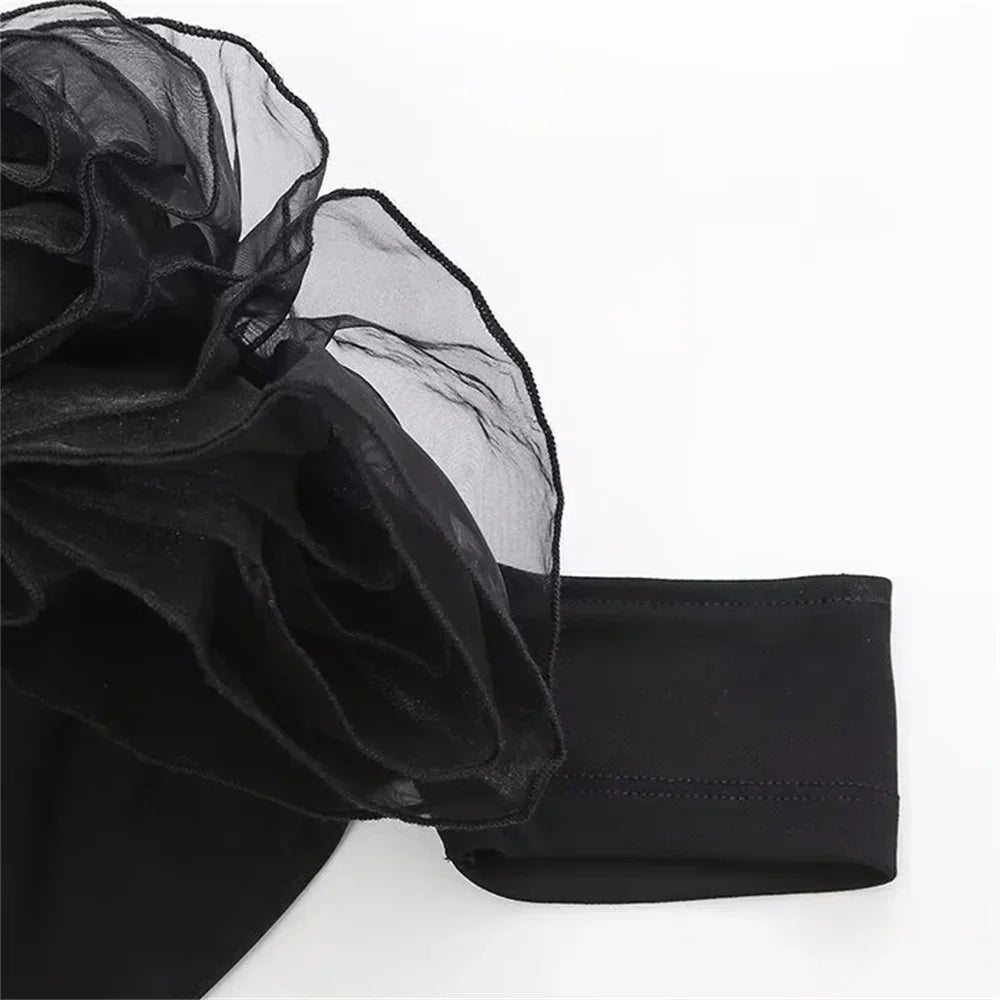 Merche - Oberteile - Slim Fit - Transparentes hartes Garn - Crop Top mit Blumenmuster - Sommer