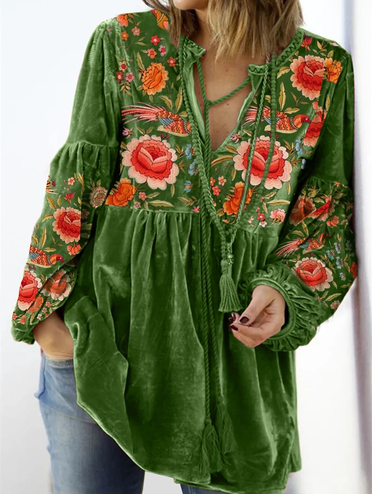 WW | Weinlese Print V-ausschnitt Pullover