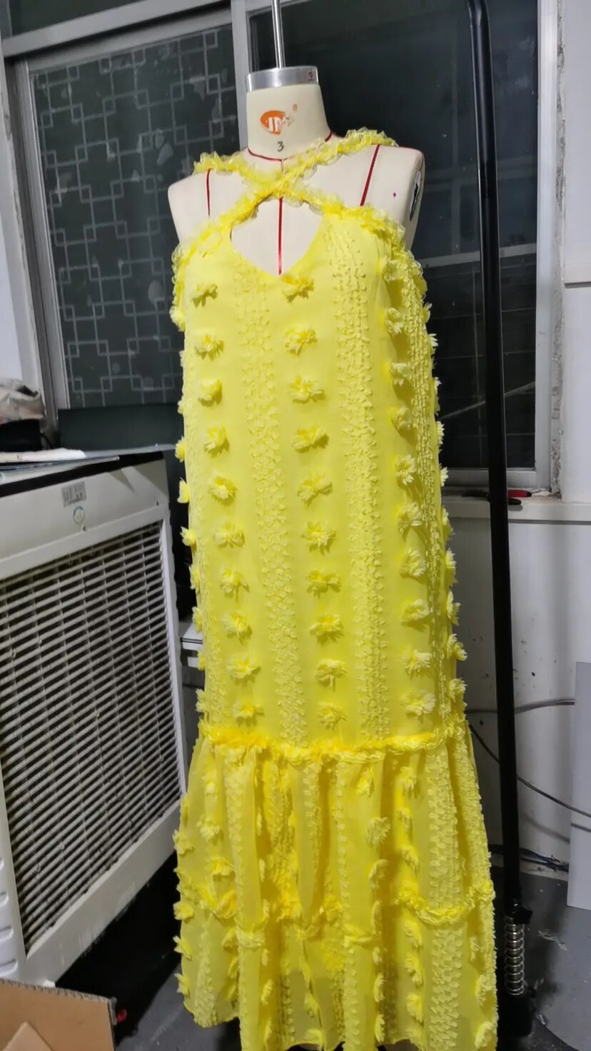 Blumenkuchenkleid, modischer Kragen, Bodenabtastung