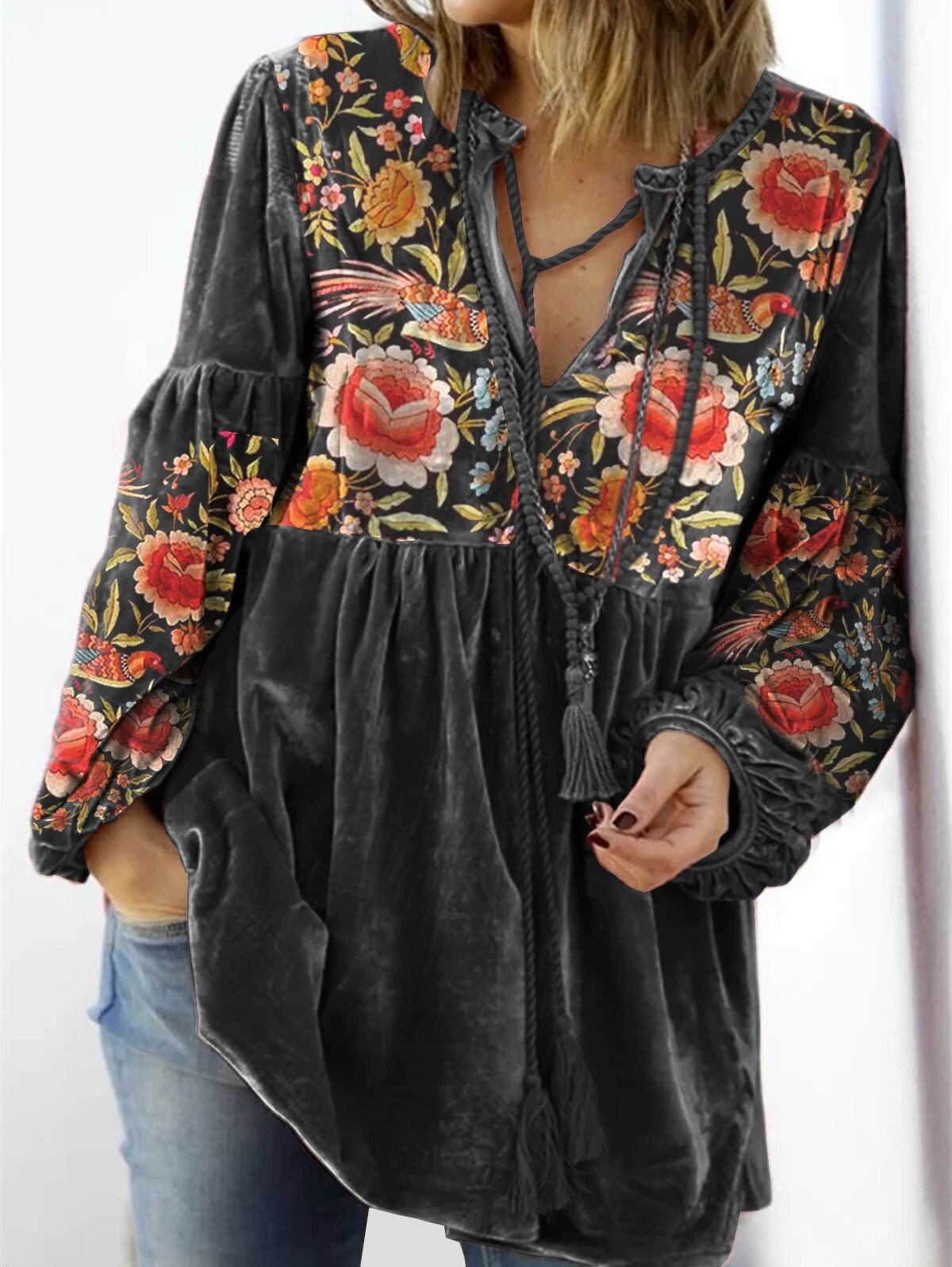 WW | Weinlese Print V-ausschnitt Pullover