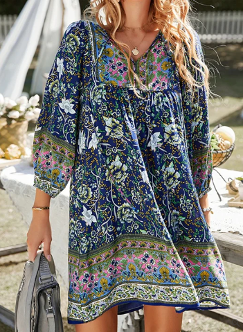 – boho-kleid mit vintage-blumendruck