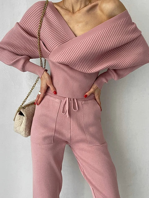 Merche-Ausschnitt Gemütliches gestricktes Streetwear-Set perfekt für einen eleganten Look auf der Straße.