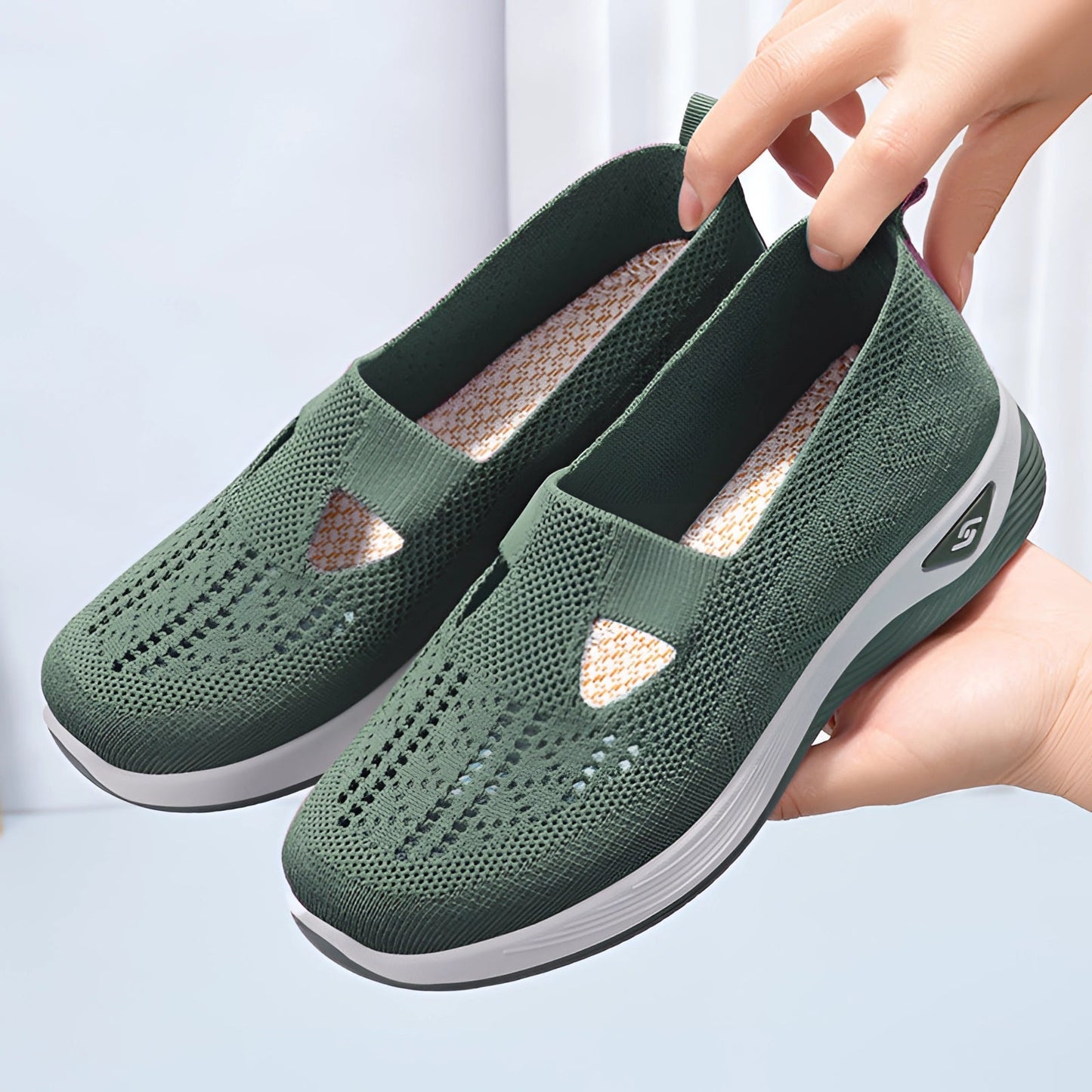 Merche Slip-On Sneaker Schwarz Mesh - Leicht, Atmungsaktiv, Modisch
