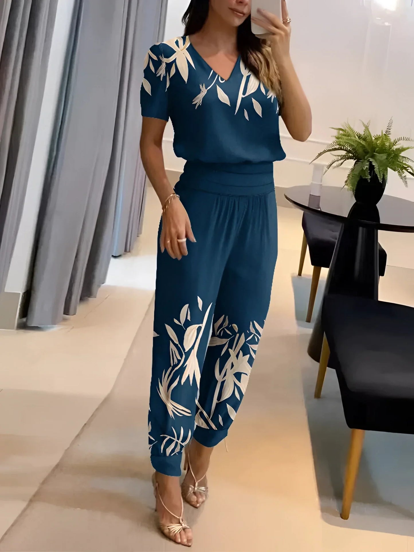 Merche V-Ausschnitt Bluse & Elastik-Hosen - Sommer Chic Zweiteiler