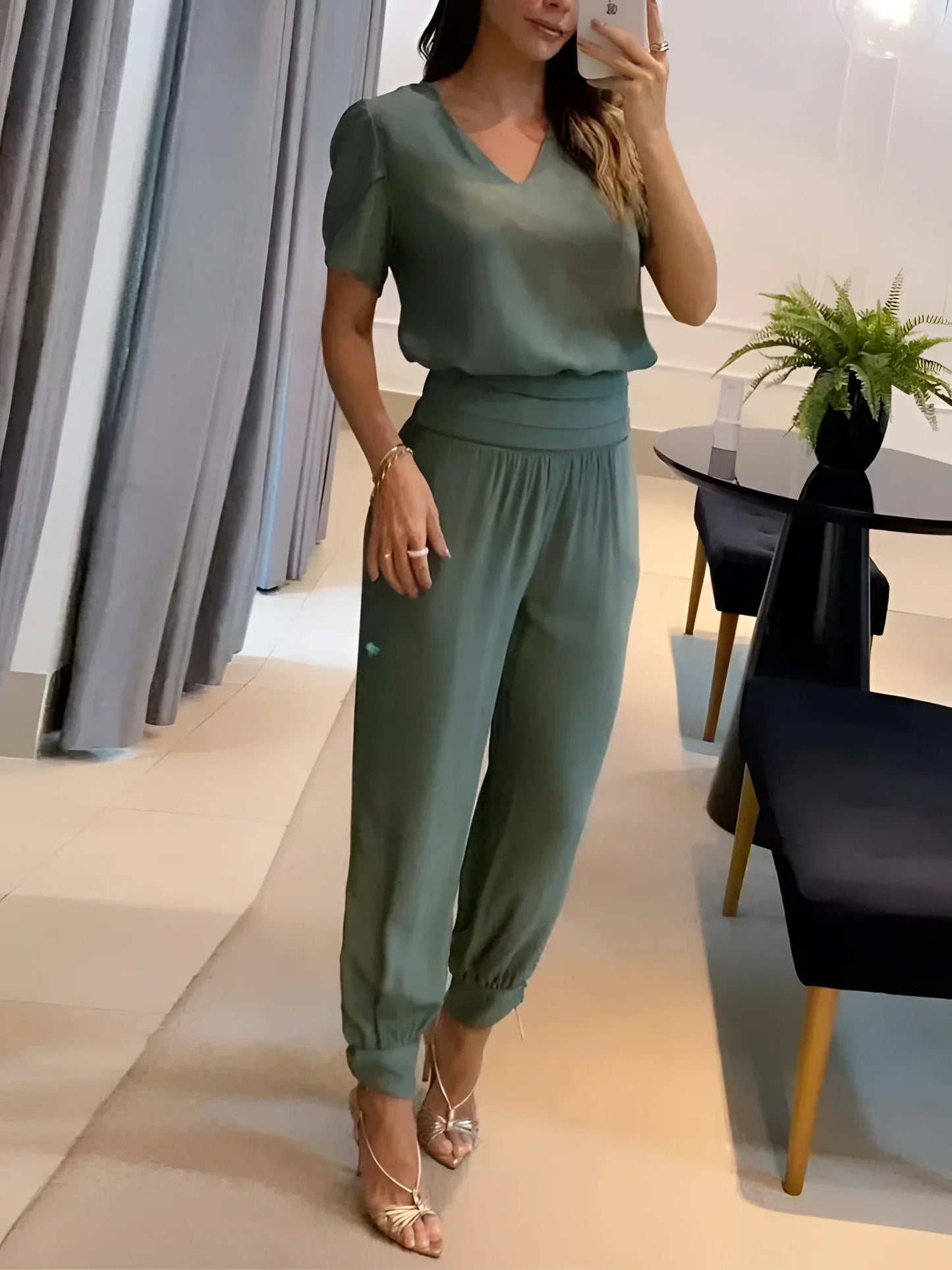 Merche V-Ausschnitt Bluse & Elastik-Hosen - Sommer Chic Zweiteiler
