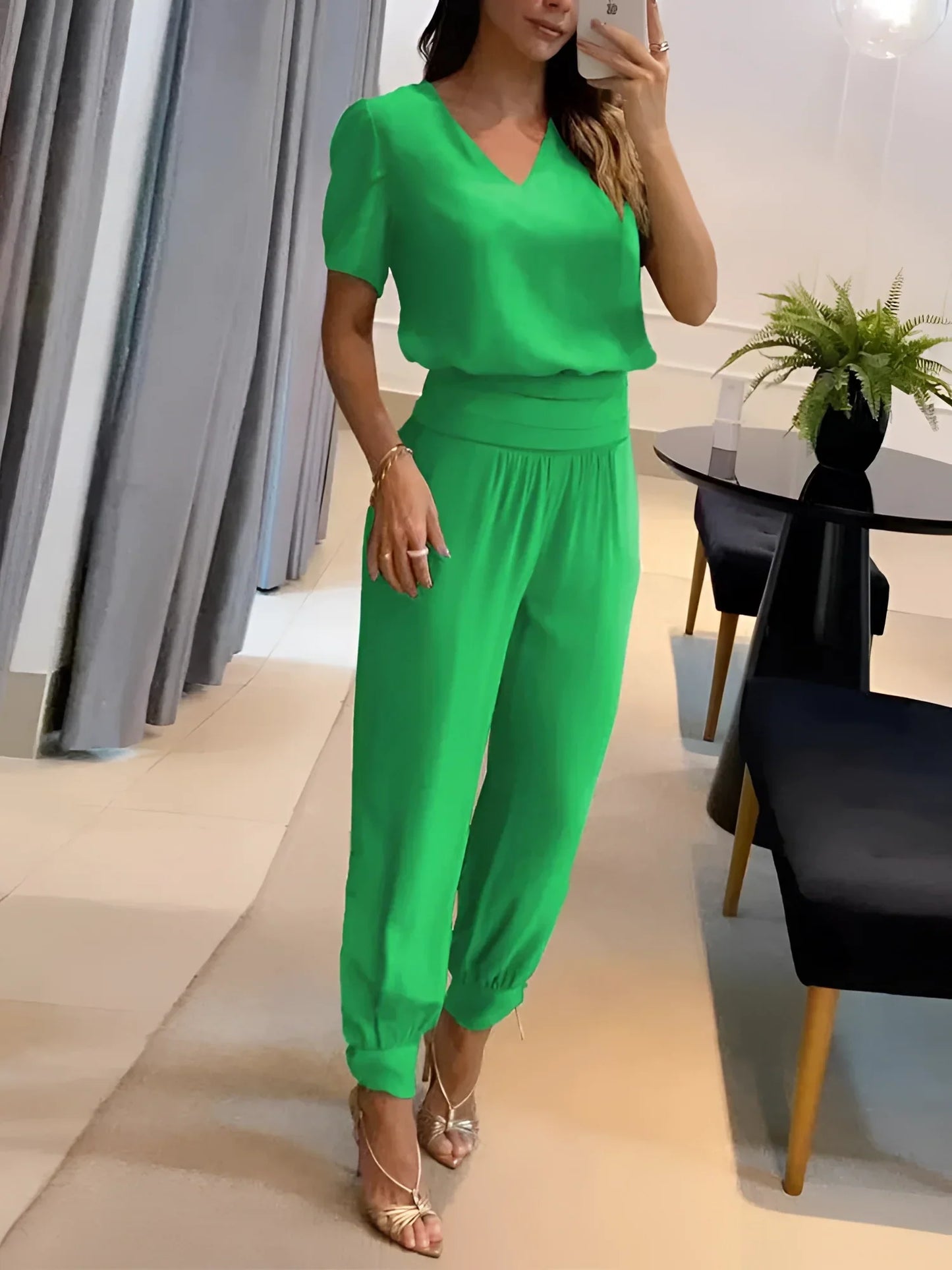 Merche V-Ausschnitt Bluse & Elastik-Hosen - Sommer Chic Zweiteiler