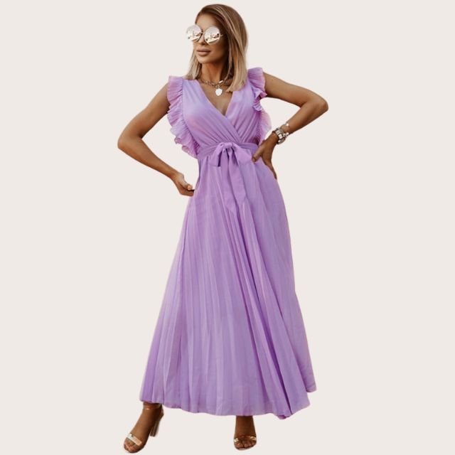 Plissiertes Maxikleid mit Rüschenbesatz und Taillenbindung